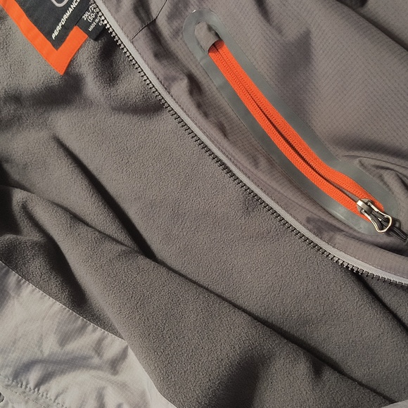 Free Tech Performance Outer Wear Coat - Picture 4 of 4